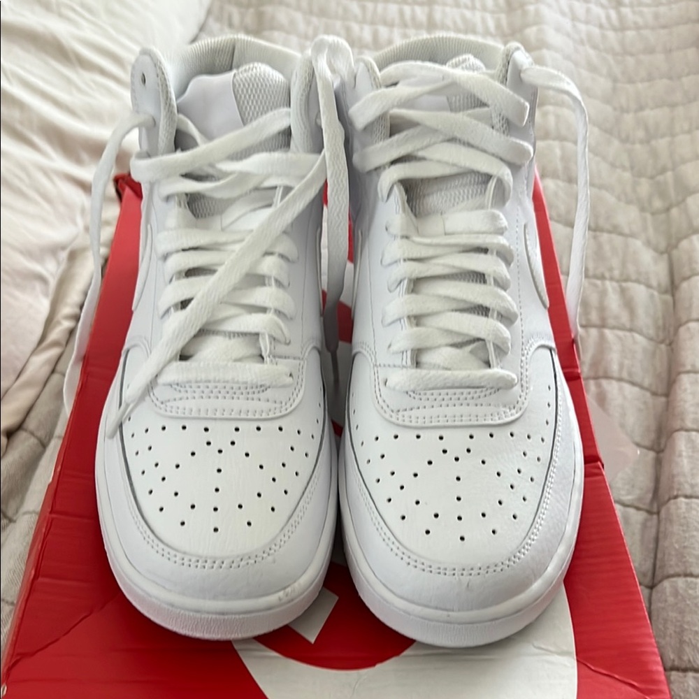 Nike Court Vision Mid in White. New never worn. Size 8 1/2